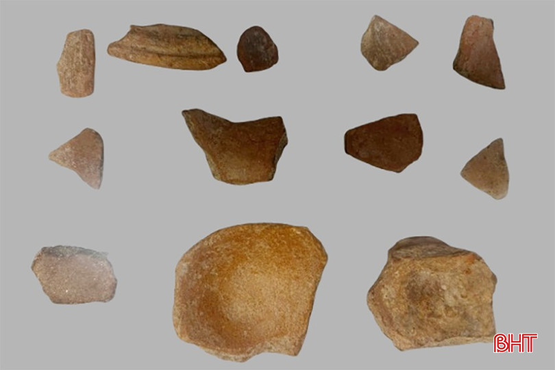 Coarse pottery fragments and Tran-era ceramics with high research value. Credit: BHT