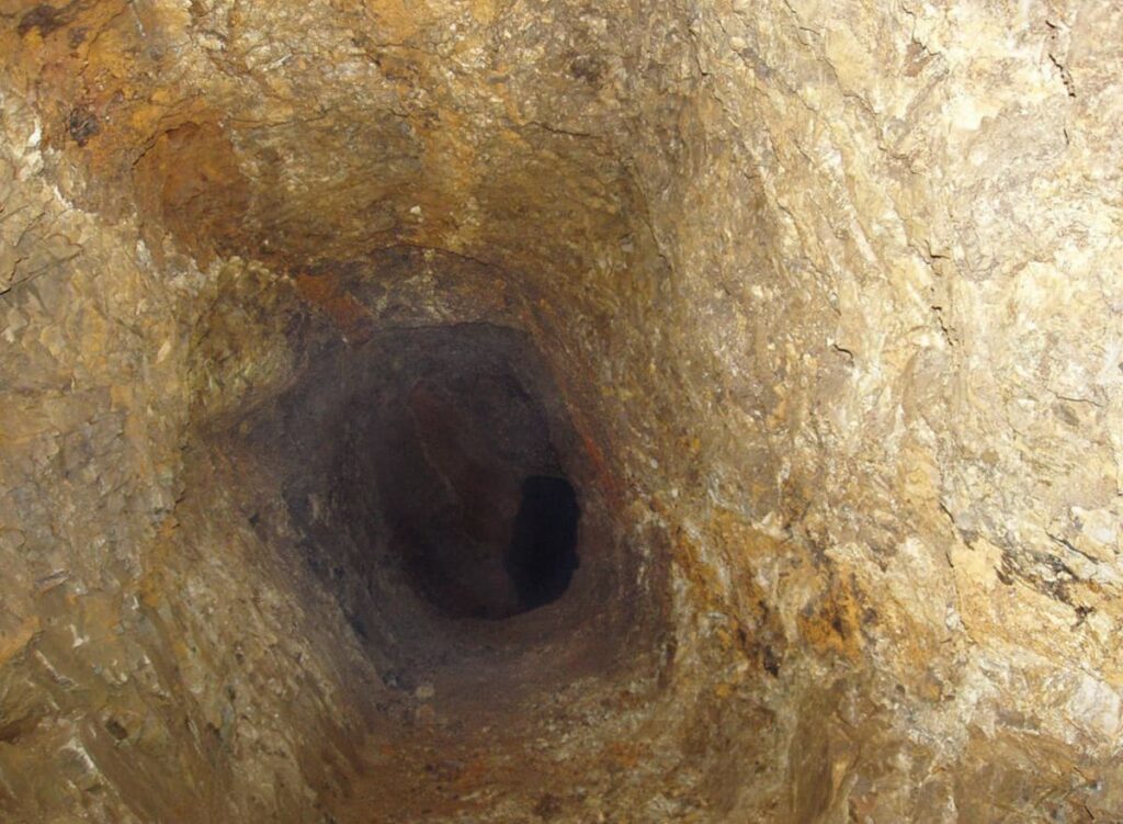 Roman mining shaft at Brailovac on Mount Kosmaj, Serbia, illustrating the scale and engineering of ancient extraction in one of the Central Balkans’ key silver-producing districts. Credit: Dragana Mladenović, 2025