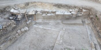 The 'Oblique Wall'. View from the north. Credit: Greek Ministry of Culture