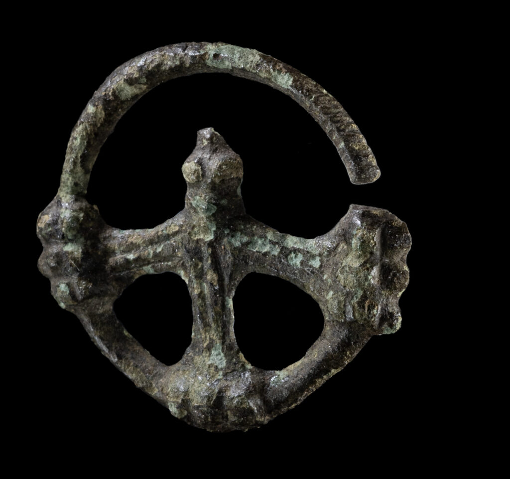 The wheel-shaped cross was found in the Havelland region by Juliane Rangnow, a certified volunteer heritage guardian working under official authorization. Credit: Brandenburg Ministry of Science, Research and Culture (Germany)