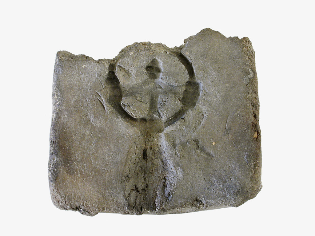 The cross is remarkable not for its size, but for an unprecedented archaeological match that connects it directly to a casting mold discovered more than four decades ago. Credit: Brandenburg Ministry of Science, Research and Culture (Germany)