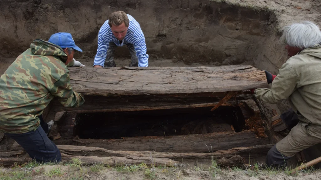 The woman, known to researchers as UsSergue1, was found buried in a coffin carved from a single tree trunk in central Yakutia. Credit: Patrice Gérard-CNRS