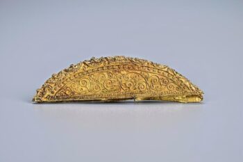 Gold hair ornament from the Tang Dynasty tomb of Ma Sanniang in Xi’an, Shaanxi Province. CreditShaanxi Academy of Archaeology/Xinhua