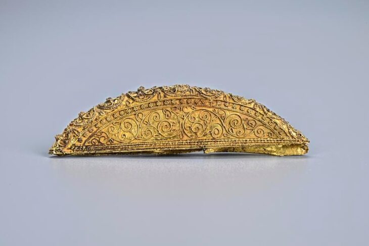 Gold hair ornament from the Tang Dynasty tomb of Ma Sanniang in Xi’an, Shaanxi Province. CreditShaanxi Academy of Archaeology/Xinhua