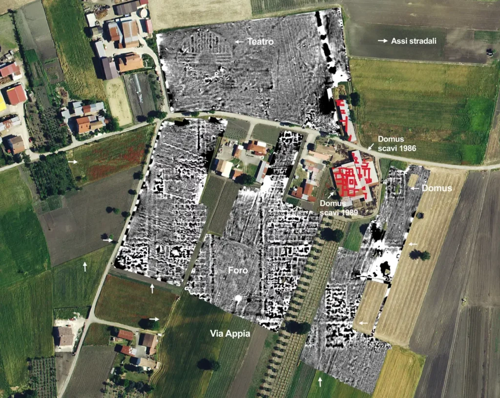 Spotted with drones at the archaeological site of Fioccaglia (Avellino) the Forum and a hitherto unknown monumental theater. Credit:  Ministry of Culture (MiC), Italy