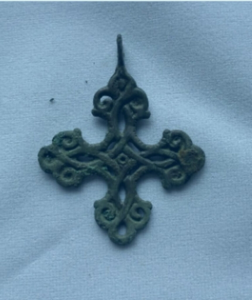
What makes this cross especially remarkable is its rarity. According to archaeologists, comparable examples have only been found on the island of Gotland, one of the most important trading hubs in the medieval Baltic world. Credit:  Great Museum of Anthropology and Ethnography