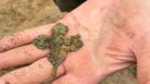 Medieval Karelian Warrior Burial Discovered in Russia Reveals Rare Christian Cross with Gotland Links