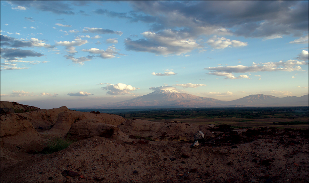View of the Ararat mountain and Arat Plain from Argishtikhinili (photograph by K. Jakubiak). Credit: Buławka, N., et. al., 2026
