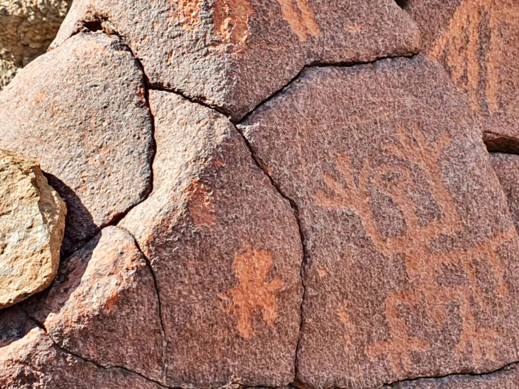 Animal and human-like motifs carved into stone at Hajar Al Sinanat in North Al Batinah Governorate. Credit: Oman Ministry of Heritage and Tourism.