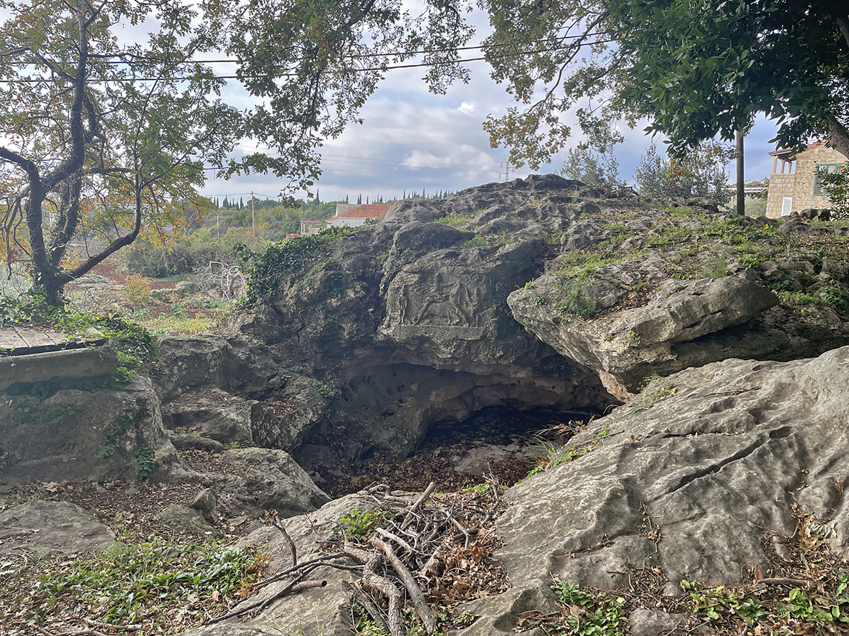 Overall view of Močići mithraeum. (Photo: Ian Wilson.) Credit: Ian Wilson and Matthew McCarty, 2026