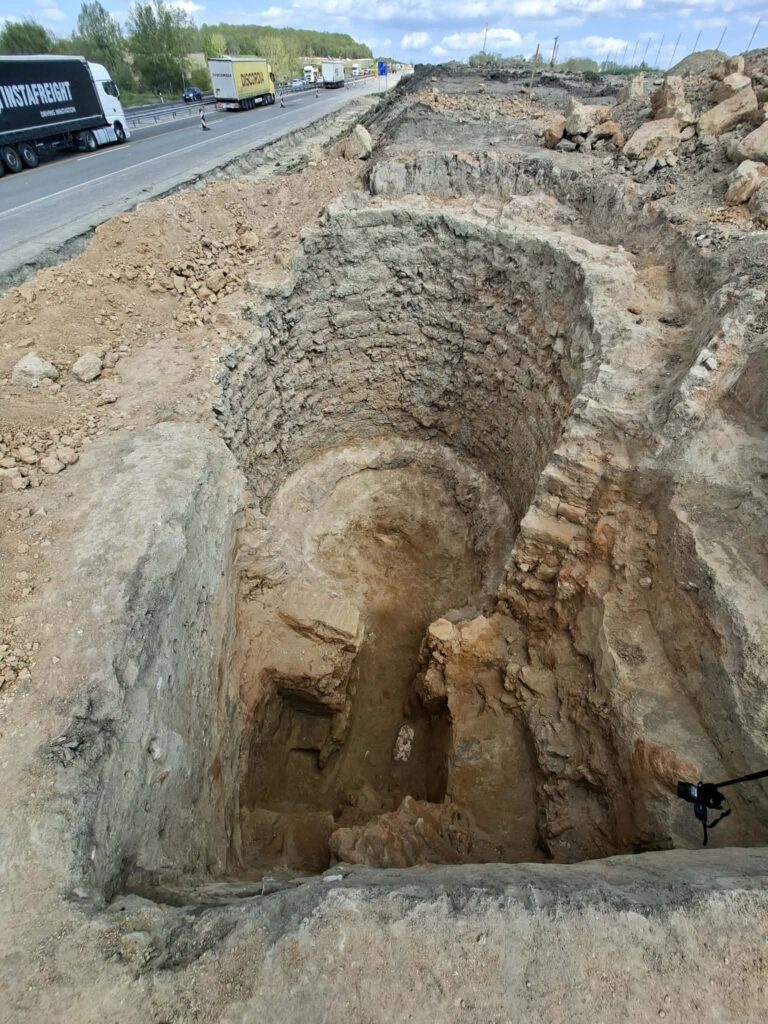 The excavated Roman-period lime kiln near Bicske. Credit: SZIKM Régészeti Örökségvédelmi és Tudományos Osztály Via Facebook