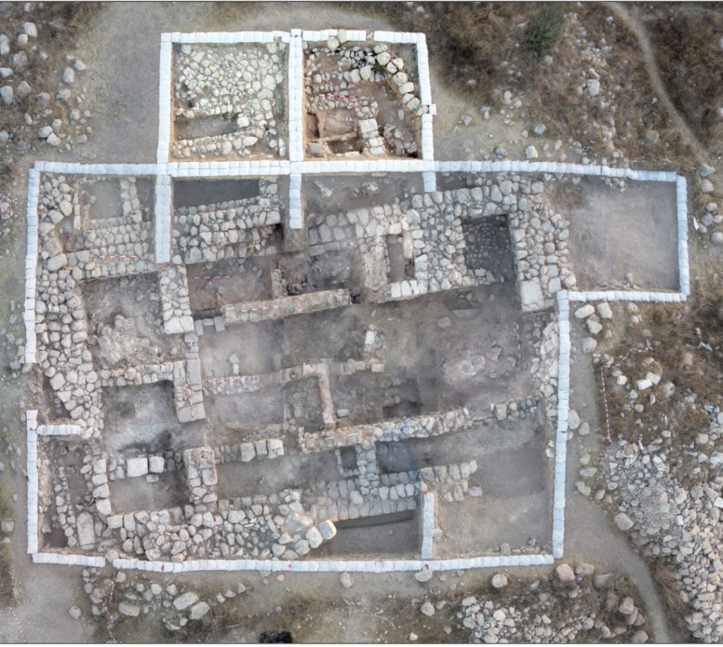 Composite aerial photograph of Building 101 (photos: Sky View and Griffin Aerial Imaging, edited by Yair Sapir). Credit: Faust, A. (2026)