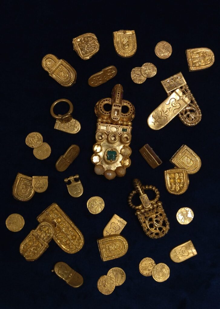 Gold Buckles Set With Emeralds, Rubies and Pearls. Credit: Hrvatski Restauratorski Zavod