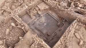 What Lies Beneath Karahantepe? A 12,000-Year-Old Stone-Sealed Chamber Will Soon Be Opened