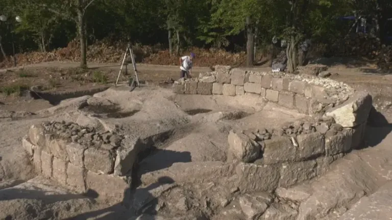 Rock-Cut Tomb Linked to a Deified Thracian Ruler Unearthed Beside a 1,700-Year-Old Mausoleum