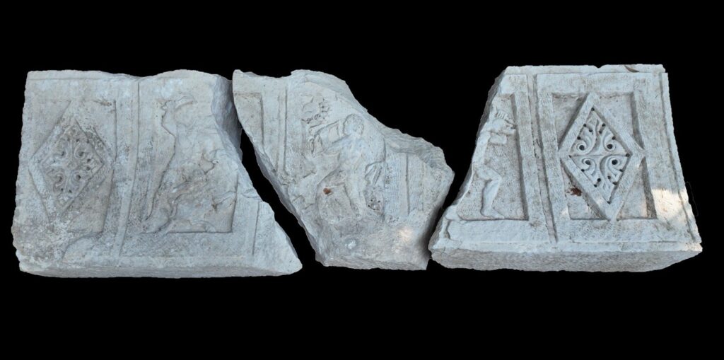 A monumental Late Antique gate at Side featuring reused 1,800-year-old reliefs of Herakles and Greco-Roman gods. Credit: Republic of Türkiye Ministry of Culture and Tourism