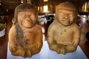 1,500-Year-Old Moche Child Burial Found with Whistles, a Rattle and Other Unusual Offerings