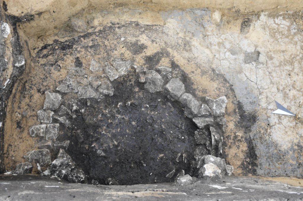 One of the wells uncovered during the excavation. Credit: Landesamt für Denkmalpflege und Archäologie Sachsen-Anhalt / Klaus Bentele.