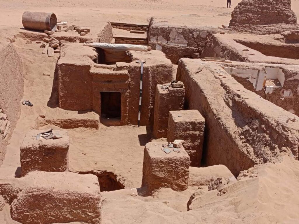 
Roman-era mud-brick tomb complex at Bir Al-Shaghala in Egypt’s Dakhla Oasis.