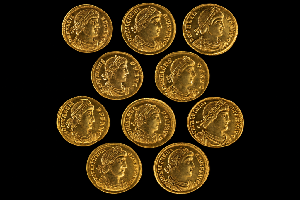 A selection of late Roman gold solidi from the Holzthum “Um Rank” hoard in Hosingen, Luxembourg. Credit: C. Nosbusch / INRA