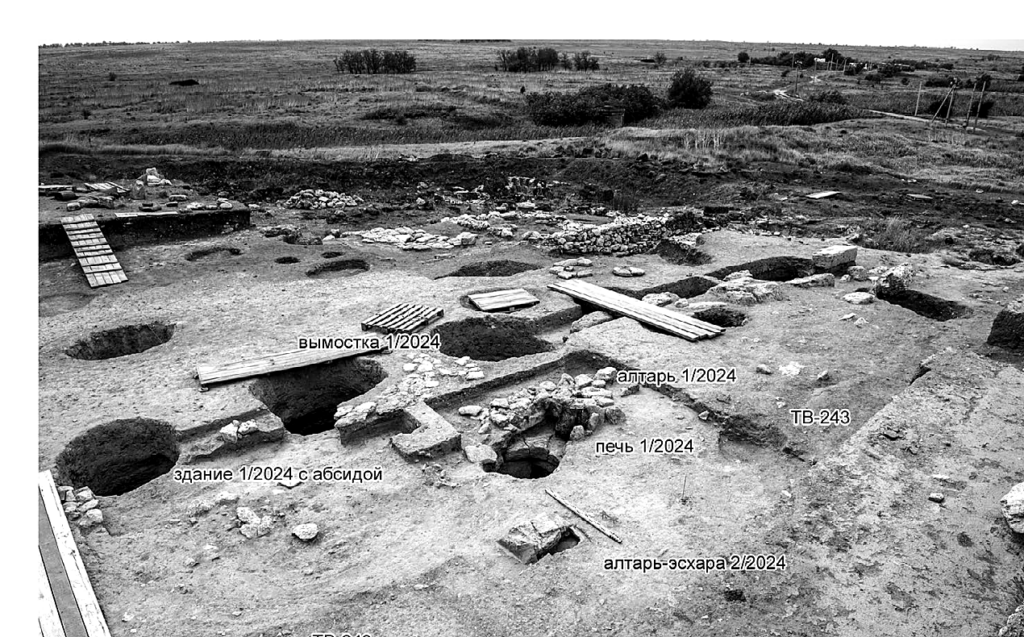 Excavated altar complex at Artezian with a furnace and ritual pits dating to the third century CE.