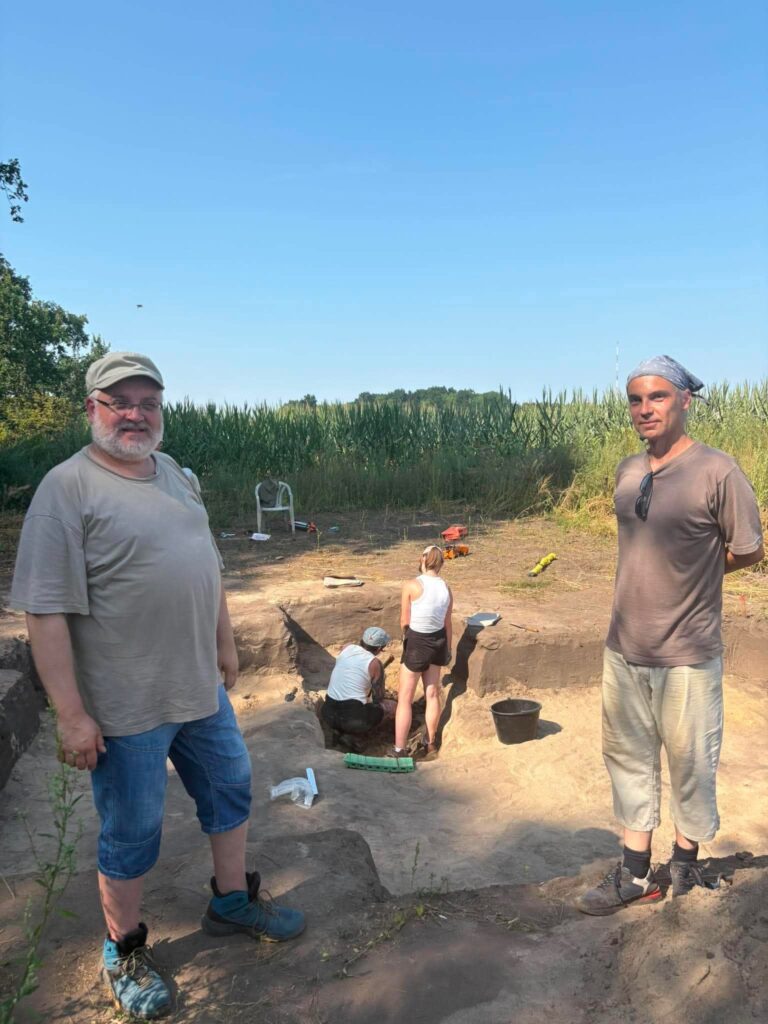 Professor Tomasz Gralak of the University of Wrocław and Dr. Paweł Dąbrowski of Wroclaw Medical University at the archaeological excavation near Żórawina, southwestern Poland. Credit: Wroclaw Medical University