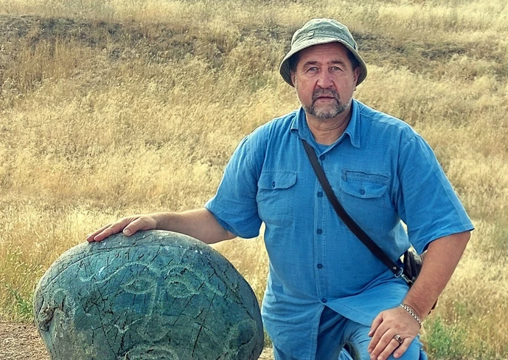 Archaeologists found an unknown Turkic stone sculpture beside nine ancient enclosures near Issyk-Kul in Kyrgyzstan. Credit: Great Altai Research and Education Center / Altai State University