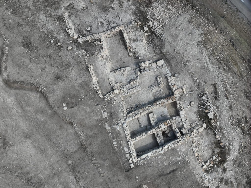 Aerial view of excavated Numidian-period rooms in Area 1 at Sidi Saïd, Tunisia, showing the layout of ancient stone walls.