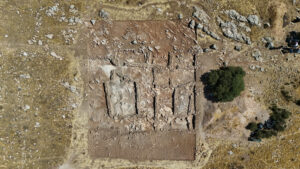 Archaeologists Uncover a Large Iron Age Residence with Imported Mediterranean Ceramics in Spain