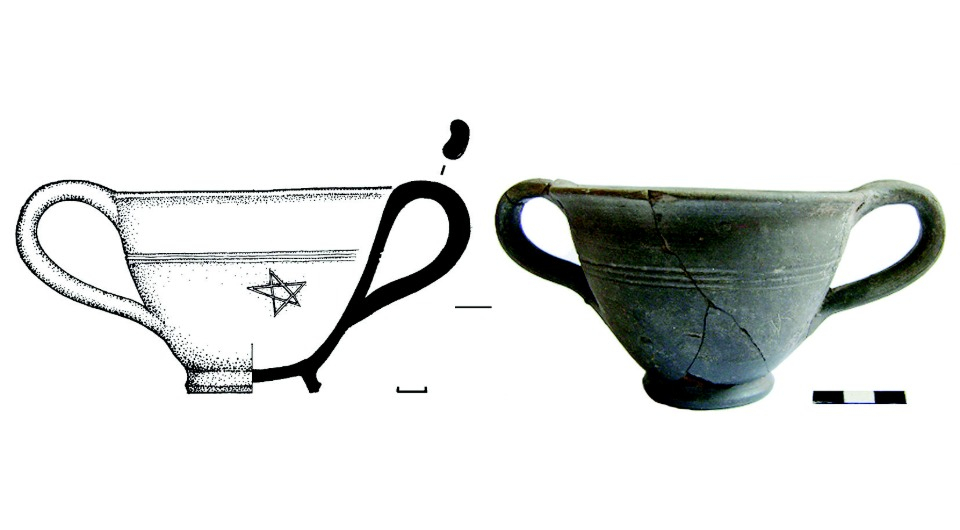 Gray-clay kantharos marked with a magical pentagram graffito, found in the burial of the Maeotian warrior-horseman at Vinogradny 1. 