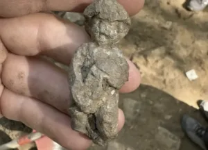 Tiny Lead Venus Figurine Discovered in Roman Village in Hungary